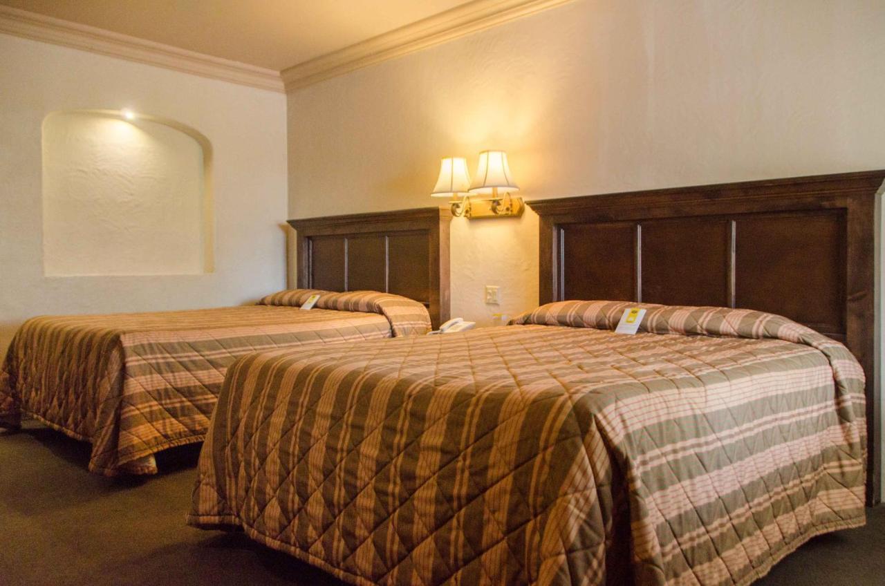 Hotel Siesta Real Mexicali Extérieur photo