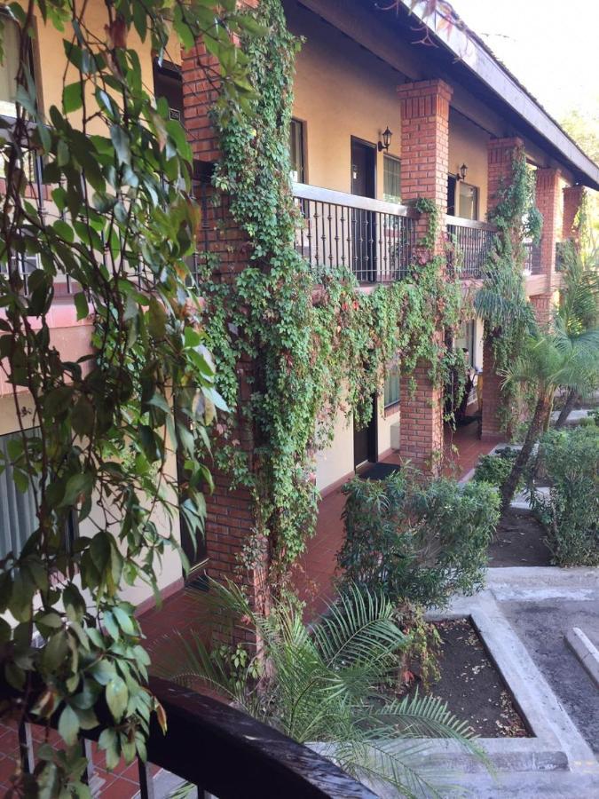 Hotel Siesta Real Mexicali Extérieur photo